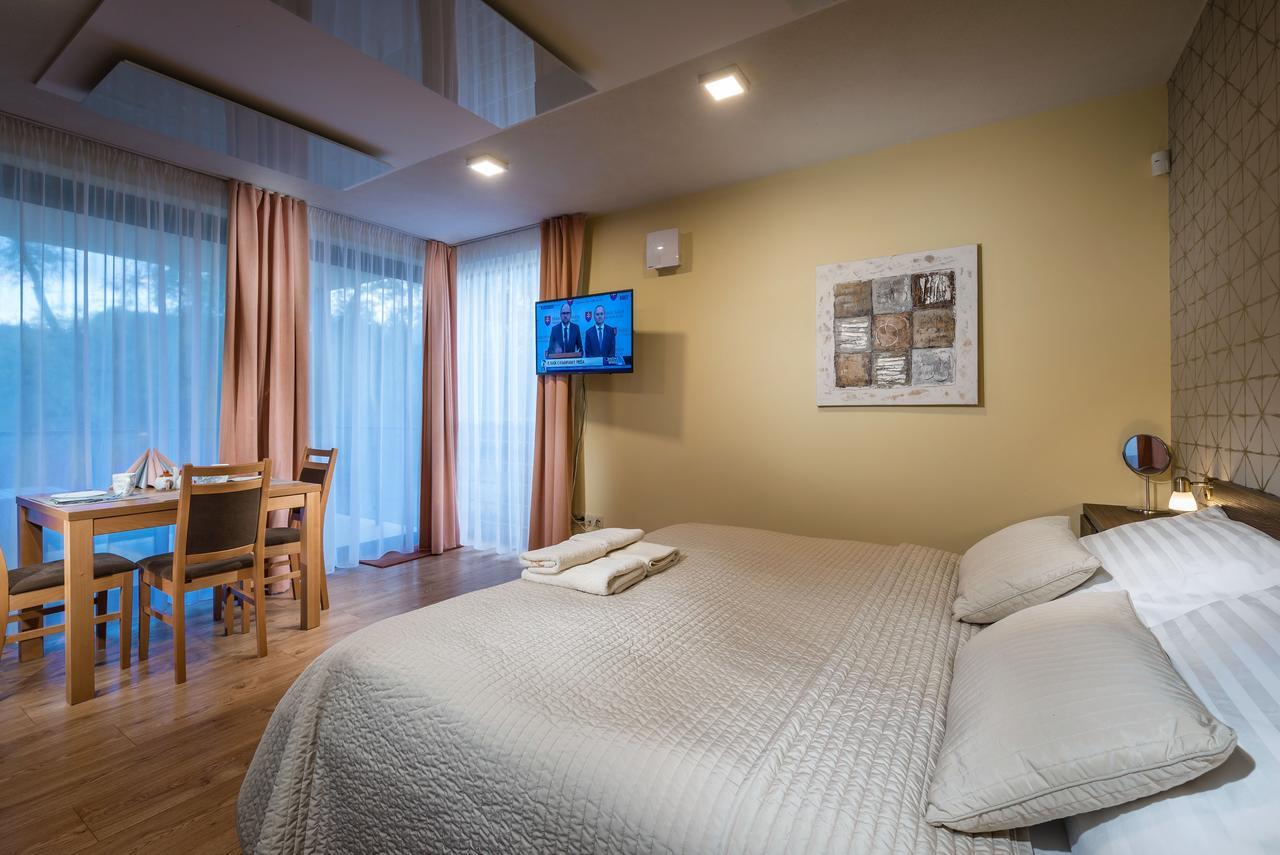 Apartmanovy Dom Krivan Bešeňová Exterior foto
